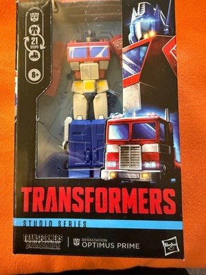 Transformers Studio Series Deluxe Class Devastation Optimus Prime