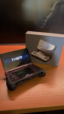 Ayn Thor Pro Handheld Game Console + 128GB SD Card