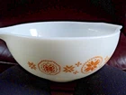 VTG Orange PYREX Town & Country 2 1/2 qt Cinderella Mixing Bowl #443 Made in USA