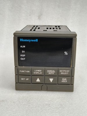 HONEYWELL UDC3000 EN1I-6132 TEMPERATURE CONTROLLER FREE FAST SHIPPING