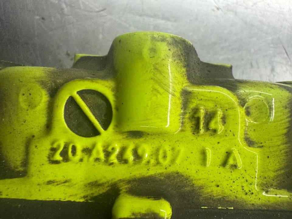 Pinza de freno trasera derecha verde Porsche Panamera 970 2010-2016 OEM 970352425 Foto 4 de 4