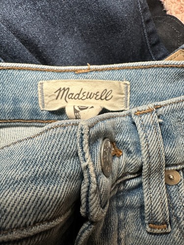 Madewell Women’s Mid Rise Perfect Vintage Jean Size 24P Distressed - Picture 3 of 4