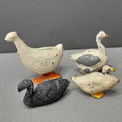 Vintage Spielzeug Vögel Metall Tier Sammlerstücke gemischt Geflügel Konvolut Miniatur Modelle