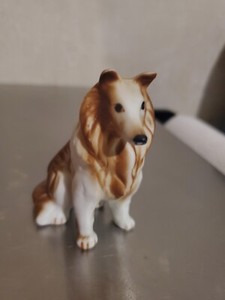 Vintage Beautiful Collie Lassie Puppy Dog Figurine