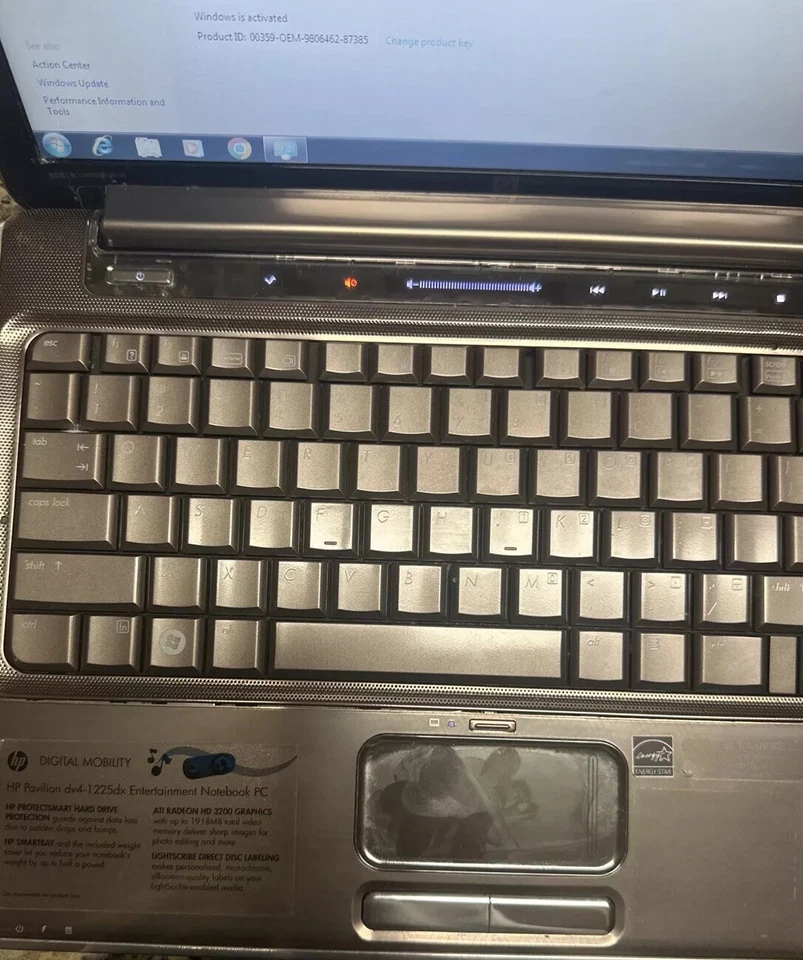 HP Pavilion dv4-1225dx  4GB , AMD Turion 2.1, 500gb Entertainment Notebook PC - Image 3 of 4