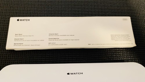 Apple Watch 44mm Black Sport Band - Picture 3 of 3