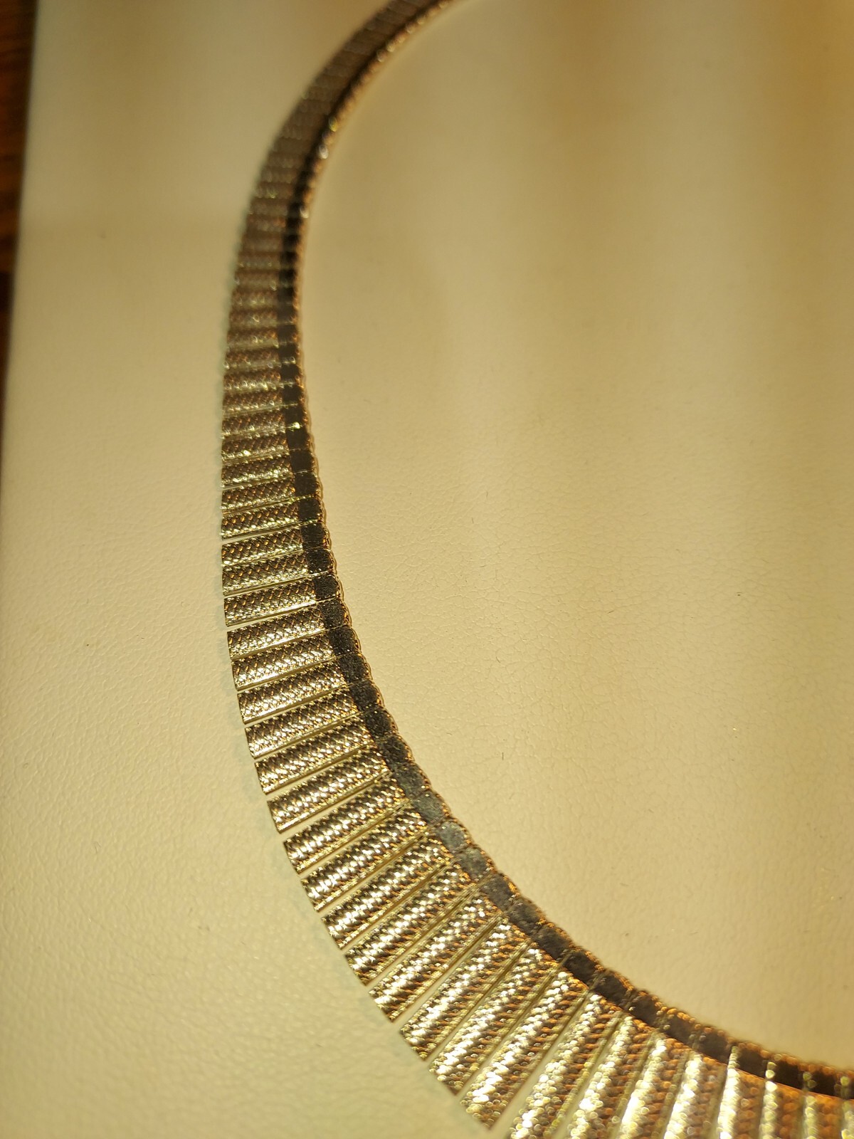 Picture 4 of 11