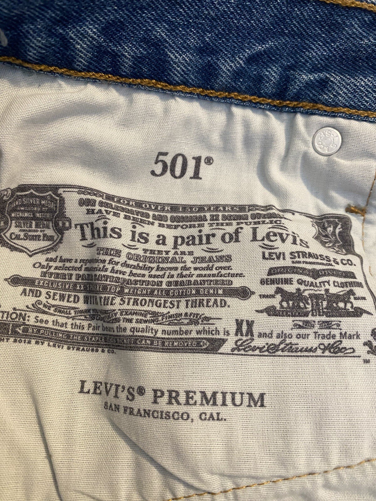Levi's 501 Original Womens Shorts size 30 BNWT RRP £60 image 5