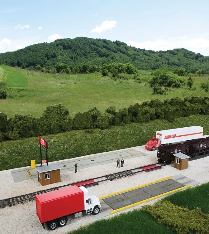 Walthers HO Scale ~ New 2025 ~ Truck & Rail Scale ~ Kit ~ 933-4068 - Image 2 of 2