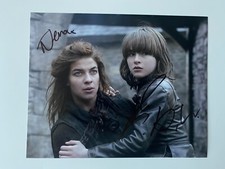 NATALIA TENA & ISAAC HEMPSTEAD-WRIGHT In Person Signed Autograph 20x25cm GOT