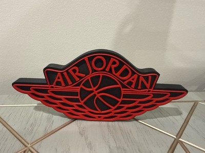 Air Jordan Wings 3D Logo - Sneakerhead Wanddeko - Sneaker Emblem Emblem Rot Schwarz