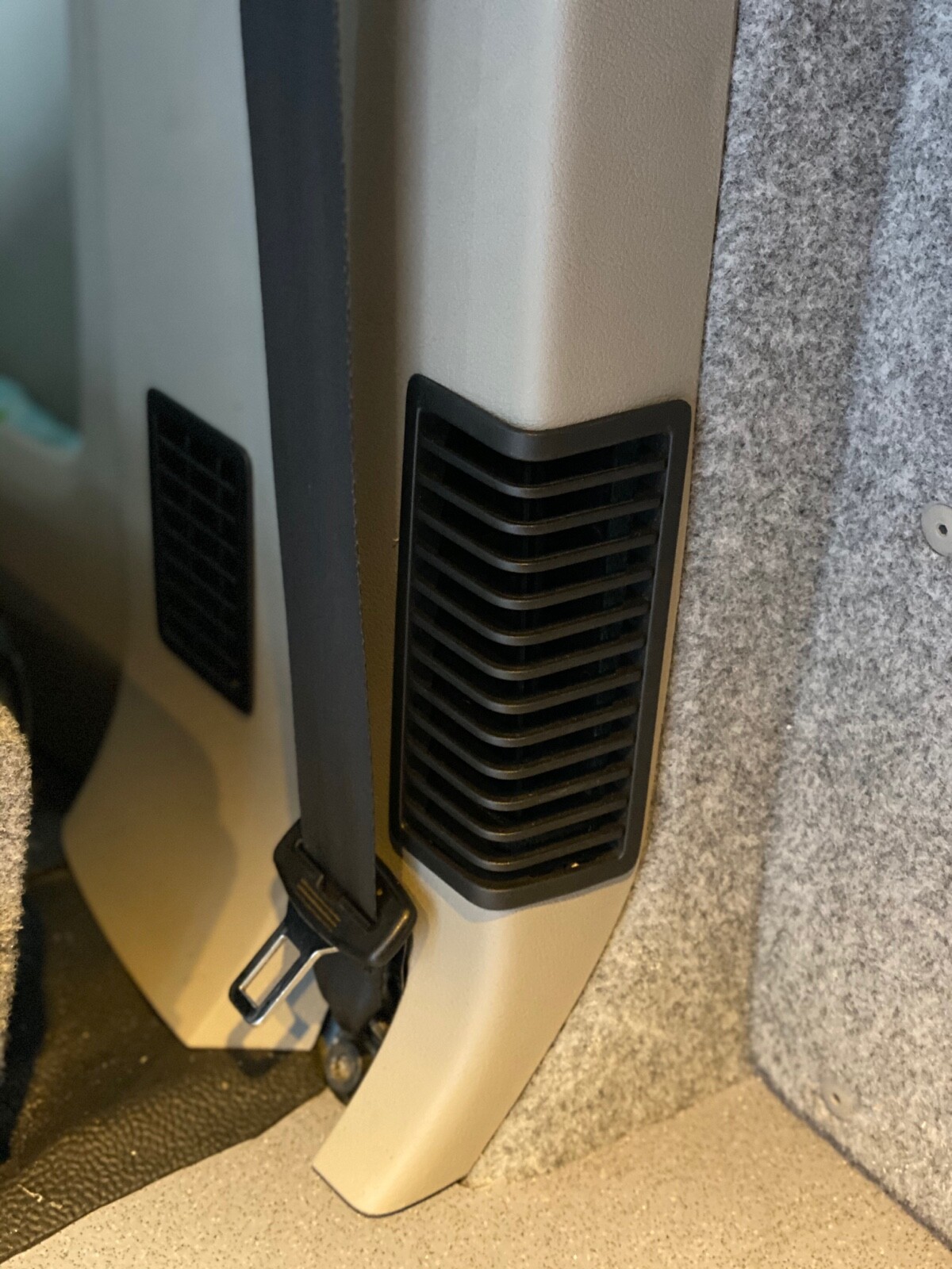 VW T5-T6.1 KOMBI/PANEL VAN B PILLAR FULL VENT KIT (for use with night  heaters) | eBay