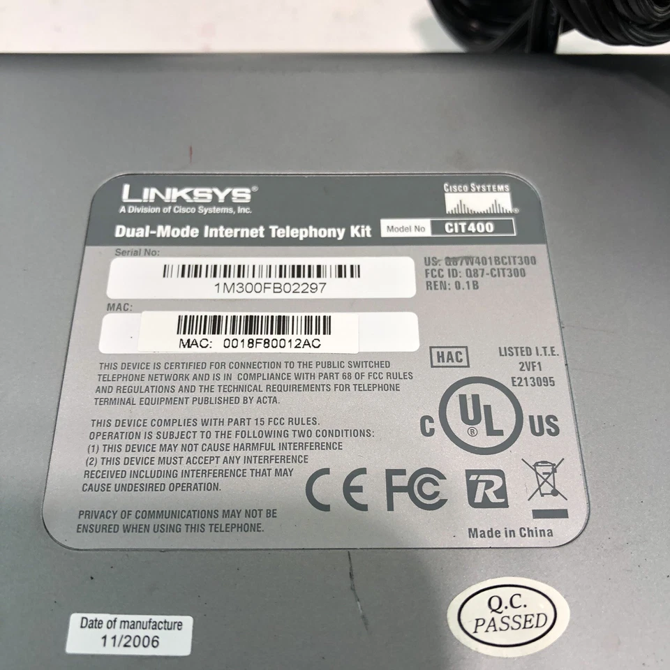 Linksys CIT400 Cordless Internet Telephony Phone Kit Supports SKYPE - Image 3 of 3