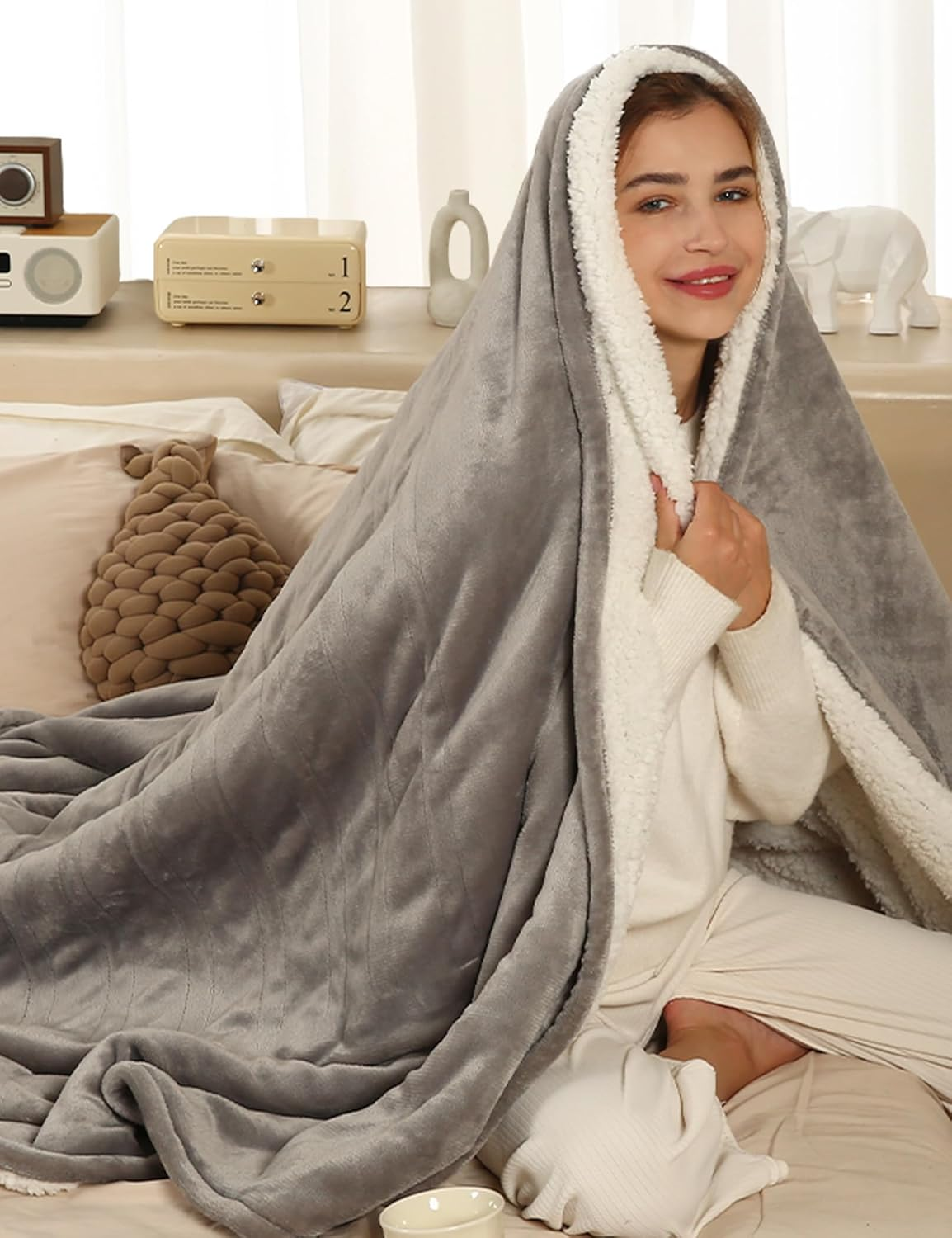 Electric Heated Throw Blanket with 5 Adjustable Heat Settings