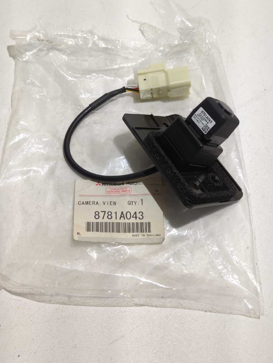 New OEM genuine Mitsubishi Rear Camera 2014-2015 Outlander