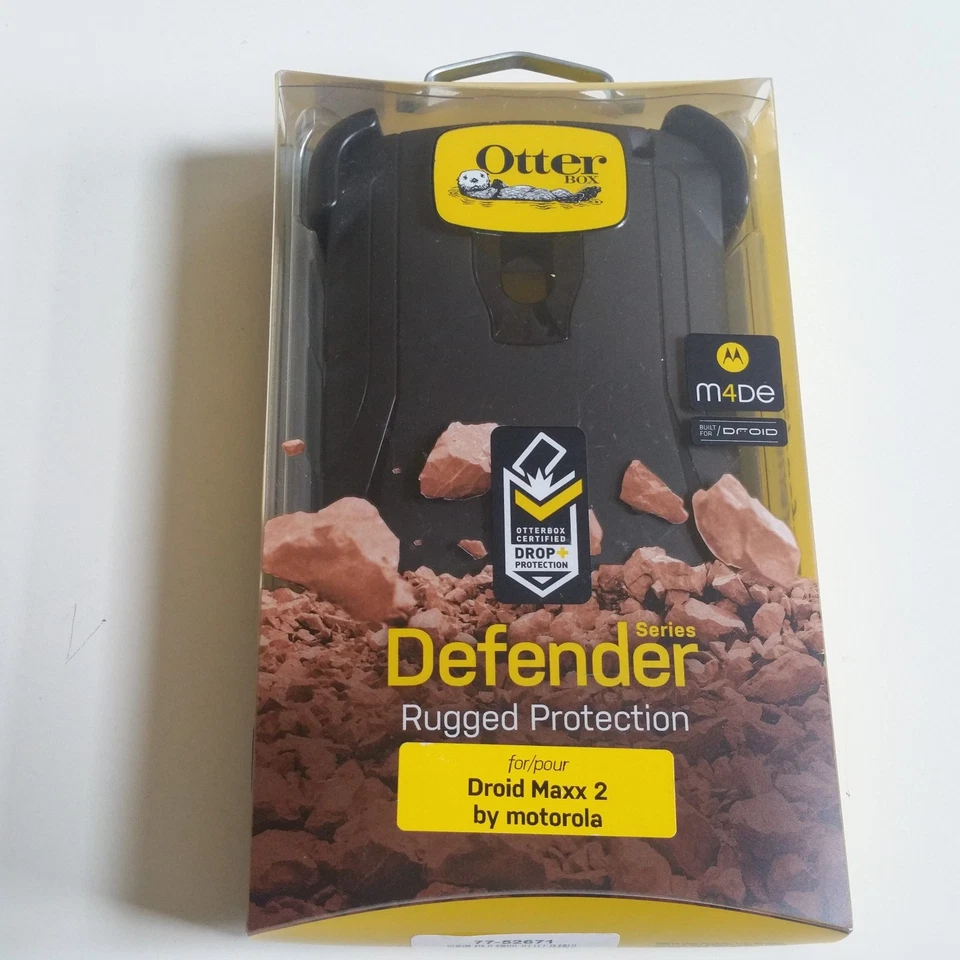 Genuine Otterbox Defender Series Case Holster for Motorola Droid Maxx 2 Black - Image 4 of 4