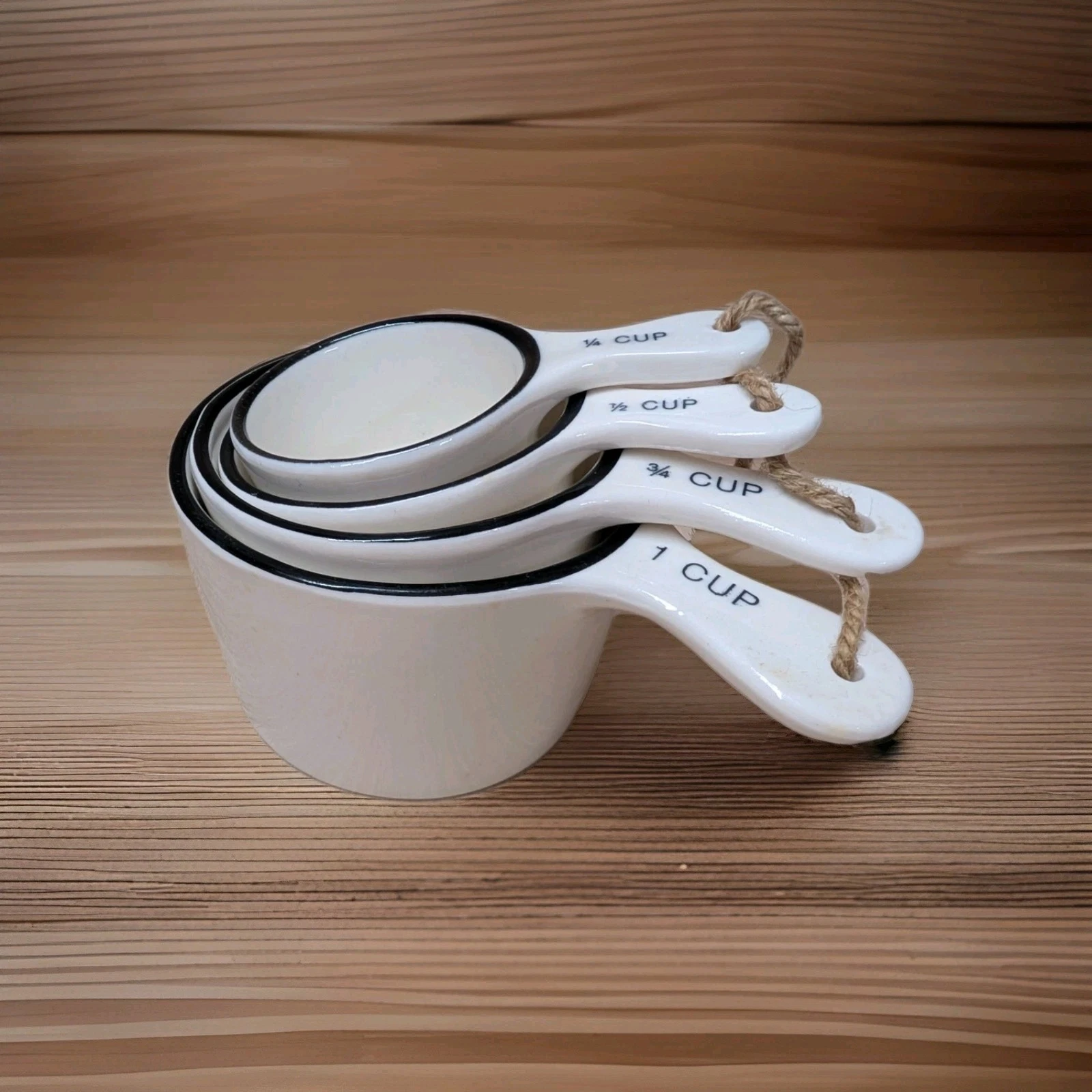 Magnolia Ceramic Measuring Cups Set | Black Rim | Oven Safe | Farmhouse Kitchen
Opens in a new windo