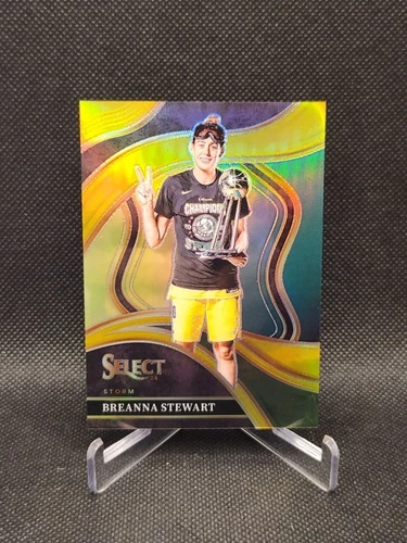 2024 Panini Select WNBA #247 Breanna Stewart Courtside Gold Prizm 04/10 