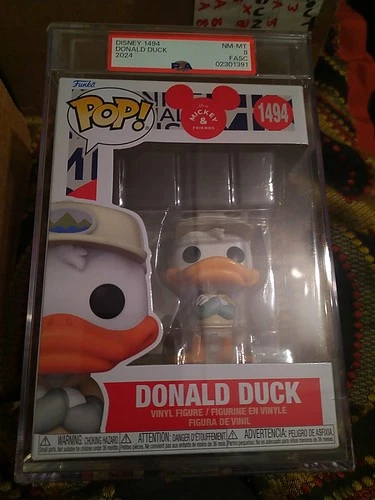 Funko Pop! Vinyl: Walt Disney - Donald Duck #1494 Psa 8 Nm-mt
