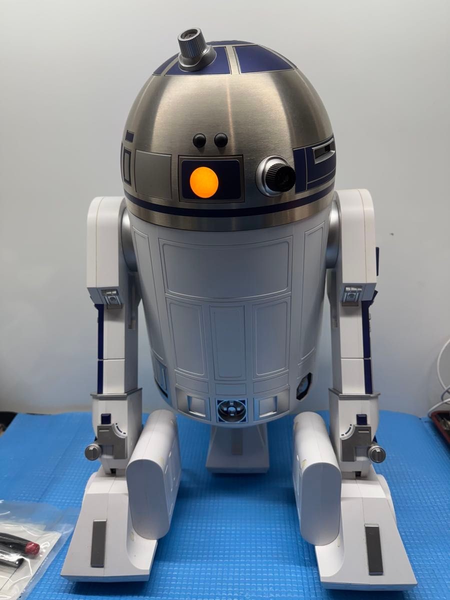 DeAGOSTINI 1/2 サイズR2-D2 精巧な1/2スケール！本格的多機能ドロイド！週刊『スター