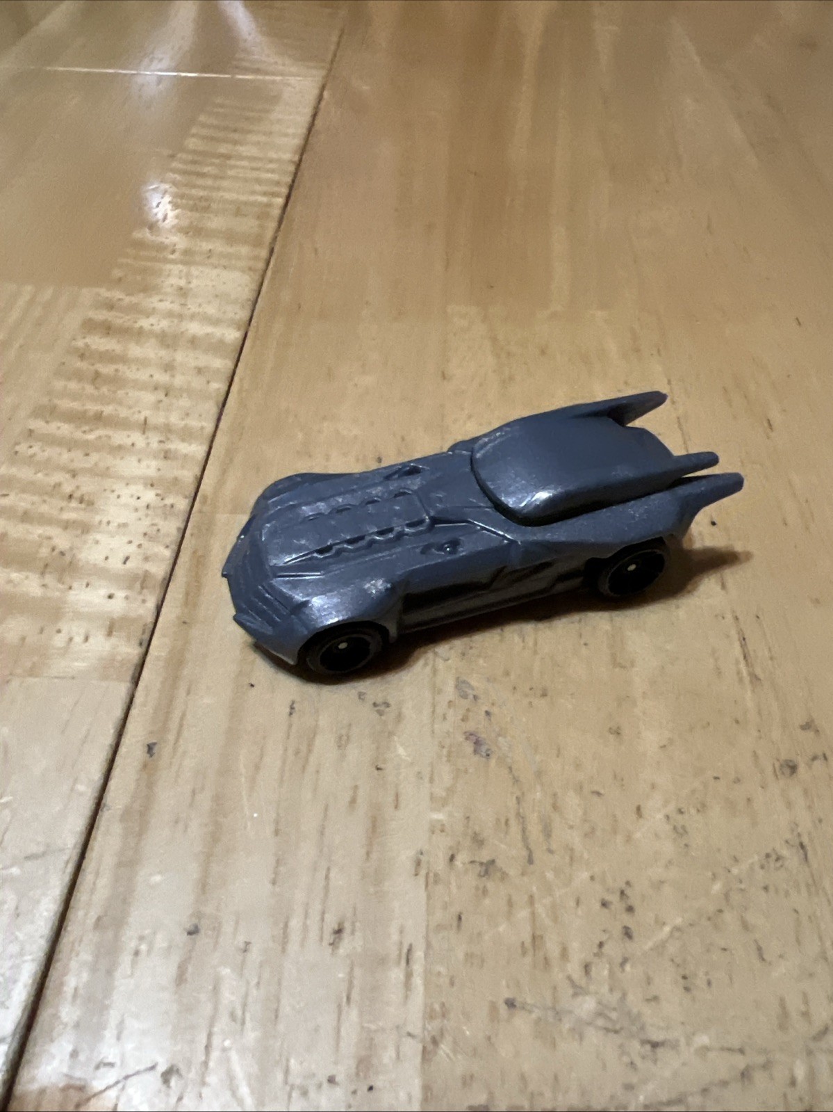 Dc Comics Batmobile Diecast Car Mattel 2018 Silver Hot Wheels
