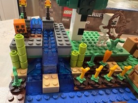 LEGO- MINECRAFT- THE FARM - 21114- 100% COMPLETE W/BOX And Manual