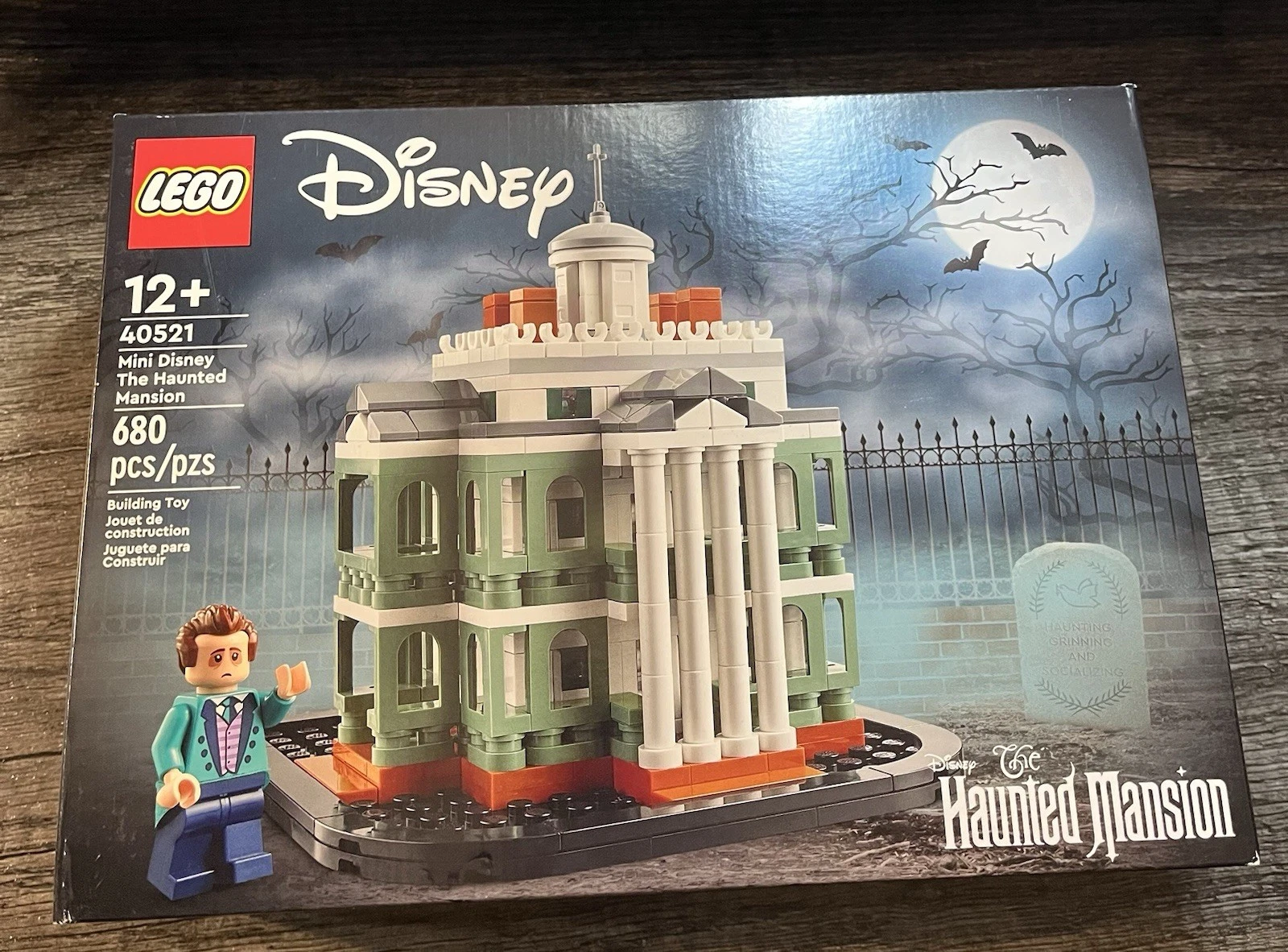 LEGO Disney Mini Haunted Mansion 40521 new in sealed box