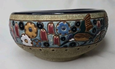 Handmade Studio Pottery Ceramic BowlBeautiful artisan-crafted ceramic bowl 