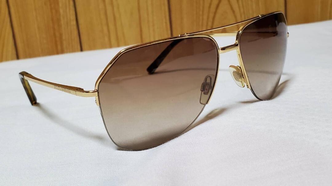 非売品　D&G DOICEA GABBANA アクリルディスプレイ台　イタリア製 非売品 D&G DOICEA GABBANA アクリルディスプレイ台 イタリア製