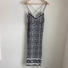 New Gap Women’s floral dress size medium