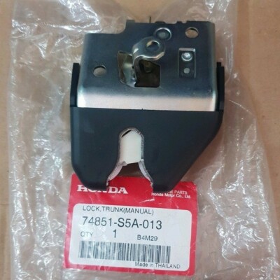 Genuine Trunk Lid Lock Latch 2003-2008 Honda City GD 74851-S5A-013
