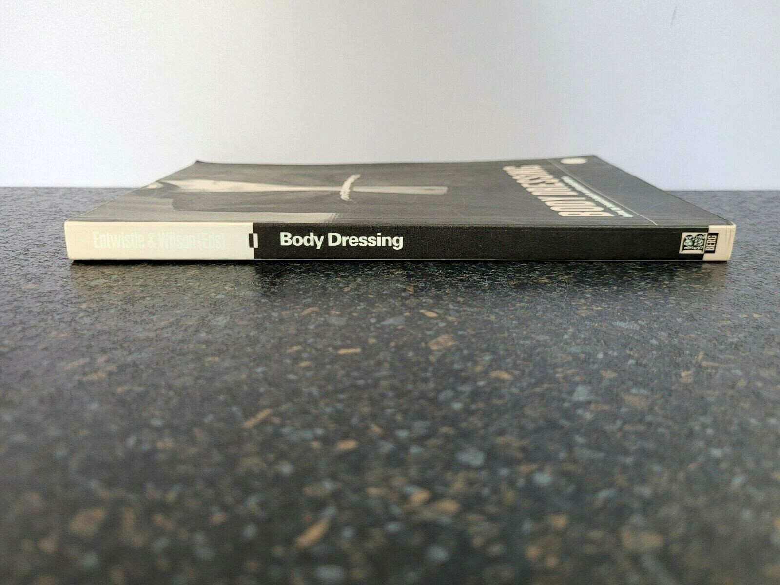 Body Dressing by Elizabeth Wilson, Dr Joanne Entwistle , Paperback