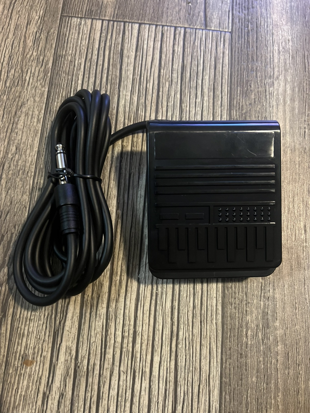 Sewing Machine Foot Pedal with Keyboard Control for Precise Operation-image