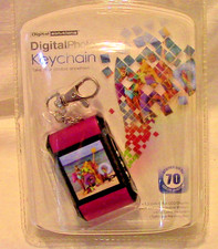 New-Sealed Digital Solutions LCD 70 Color Digital Photo Keychain