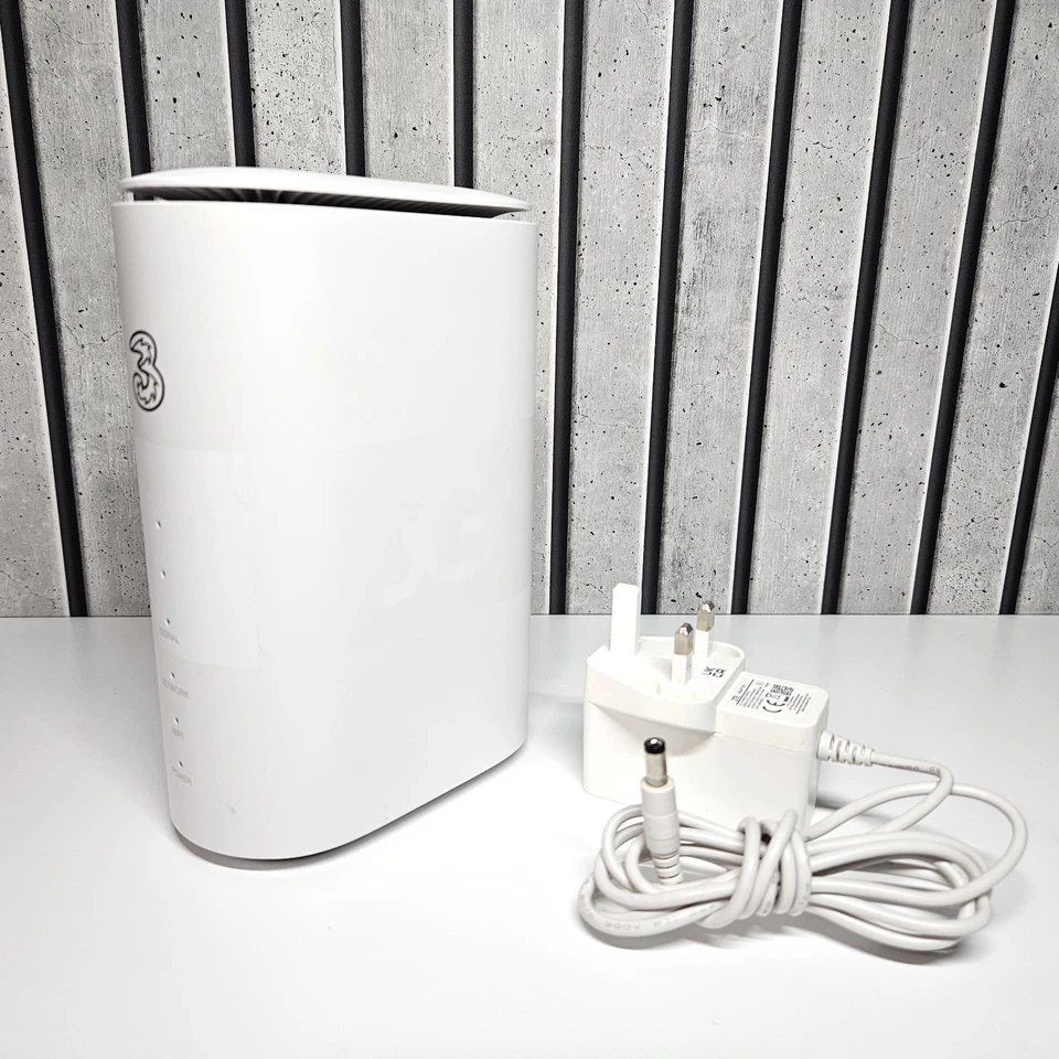 ZTE MC888A 5G Home WiFi Router Fast WiFi 6 (Up to 3.8Gbps) - Used / Unlocked - Image 3 of 4