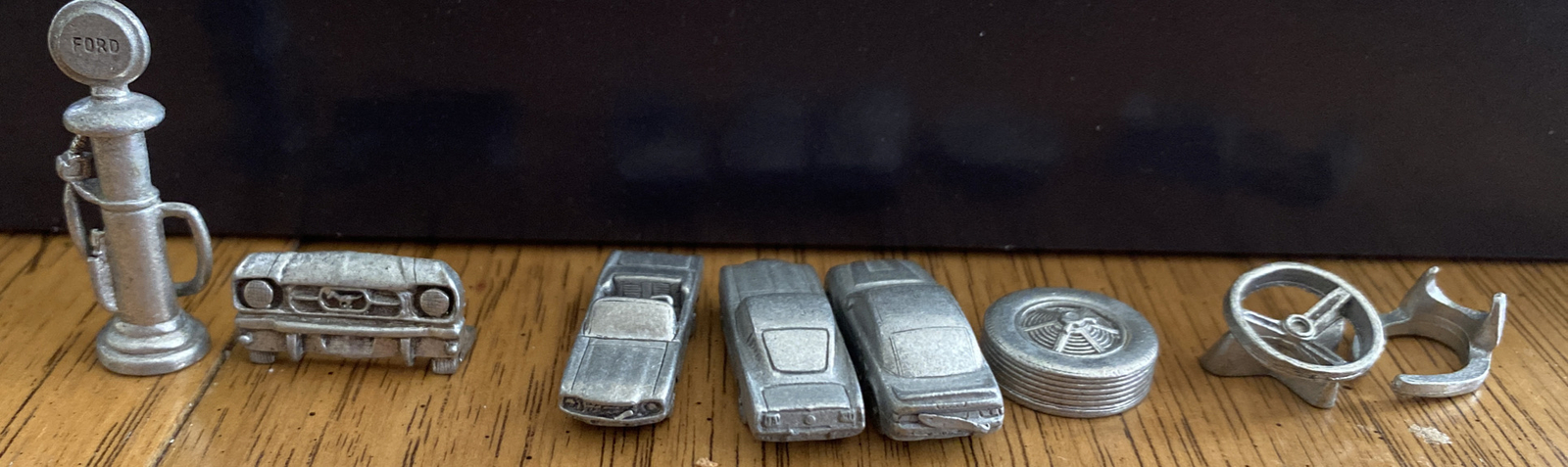 Monopoly Ford MUSTANG 35th Anniversary 1999 COMPLETE - Picture 3 of 4