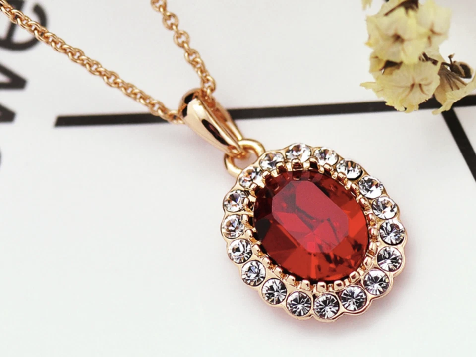 Collar colgante de cristal Swarovski rojo con forma ovalada para mujer Foto 3 de 4