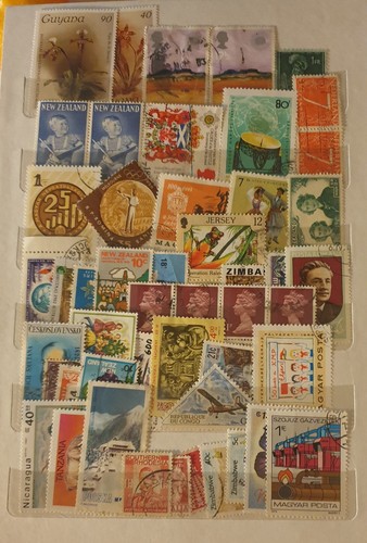 Retro Album Loaded w/ Aus & World Decimal & Some Pre-Decimal Stamps - Picture 10 of 22