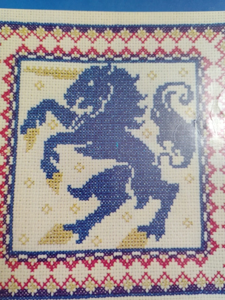 101 Folk Art CountedCross Stitch Needlecraft Design Pattern Dover Needlework VTG - Image 2 of 4