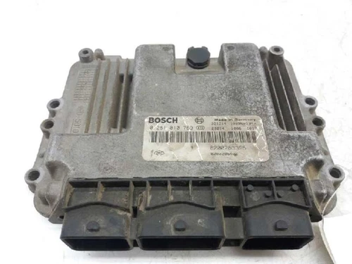 8200263396 Centralina Motore per RENAULT MEGANE II BERLINA 3P 2003 3660864 - Foto 1 di 10