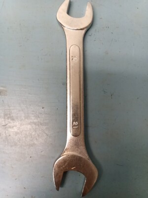 Unbranded Double Ended Wrench 18 21 (LL)