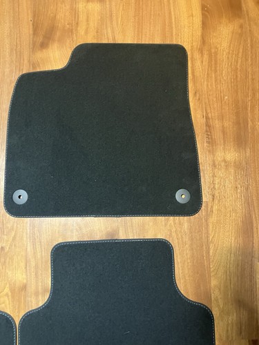 Alfombrillas originales OEM 2016-2023 TOTALMENTE NUEVAS para Audi Q7 Q8 - Imagen 6 de 8