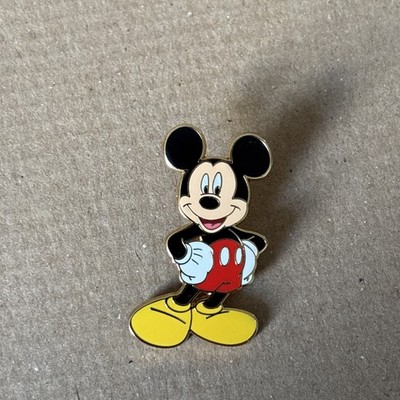 Disney Pin Mickey Mouse Hands on Hips.