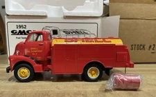 First Gear Shell Oil 1952 GMC Fuel Tanker 1/34 Scale Stock #28-0106