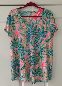 lilly pulitzer etta v neck top