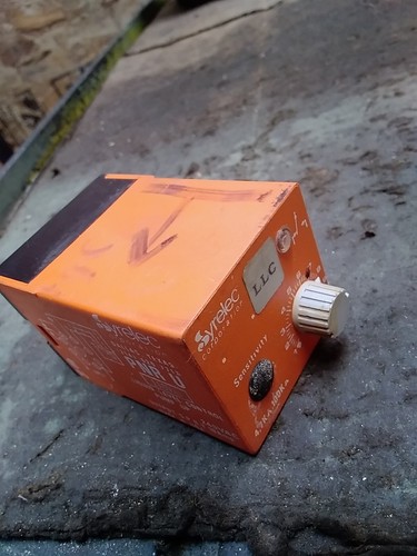 Crouzet Syrelec PNRU 110A Liquid Level Control Relay - Picture 4 of 6