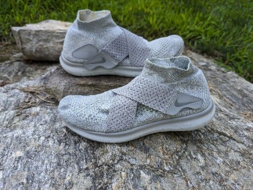 Nike Free Run RN Motion Flyknit Running Womens 7 Wolf Gray Nike Free Run RN Motion Flyknit Running Womens 7 Wolf Gray