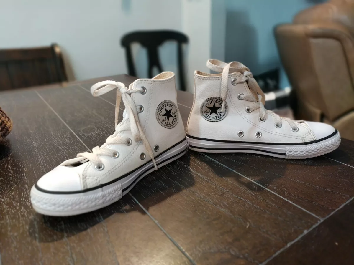 kuvert Pak at lægge Taktil sans Converse Chuck Taylor All Star White Leather High-Top Sneakers - size 13  youth | eBay