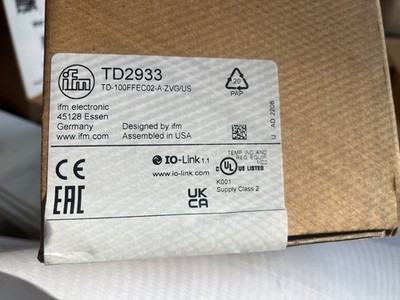 IFM TD2933 Temperature Transmitter IO-Link Sensor new in the box