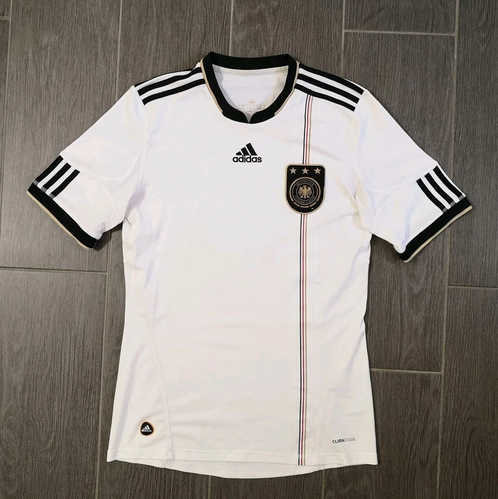 Vintage 2010 DFB Deutschland Trikot Größe: S Fußball Streatwear WM Adidas Sport